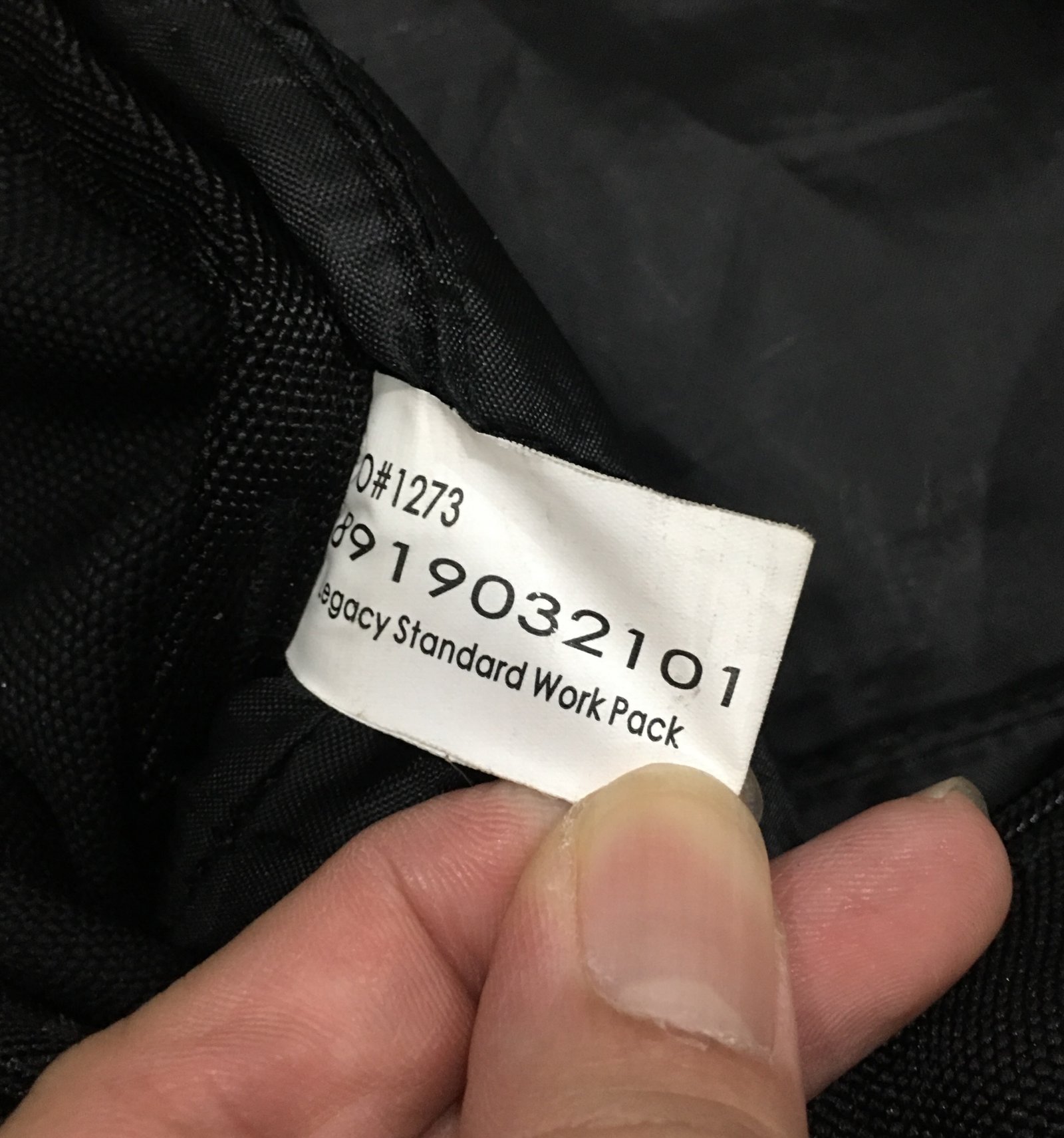 Carhartt Backpack Black - Gambar 7