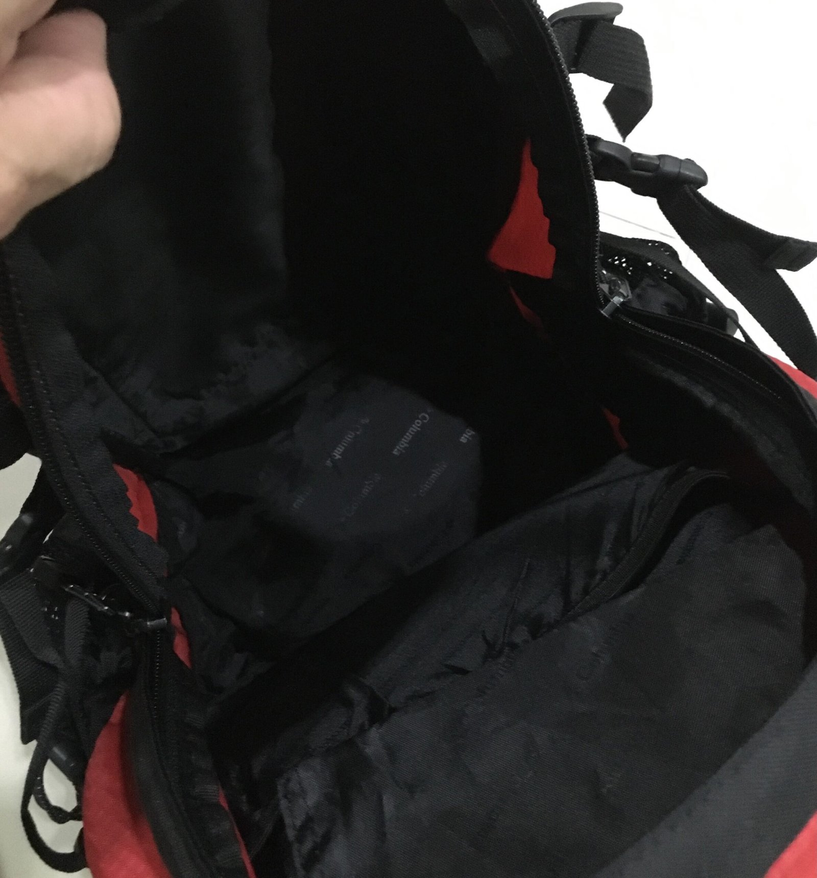 Columbia Backpacker Red Black - Gambar 10