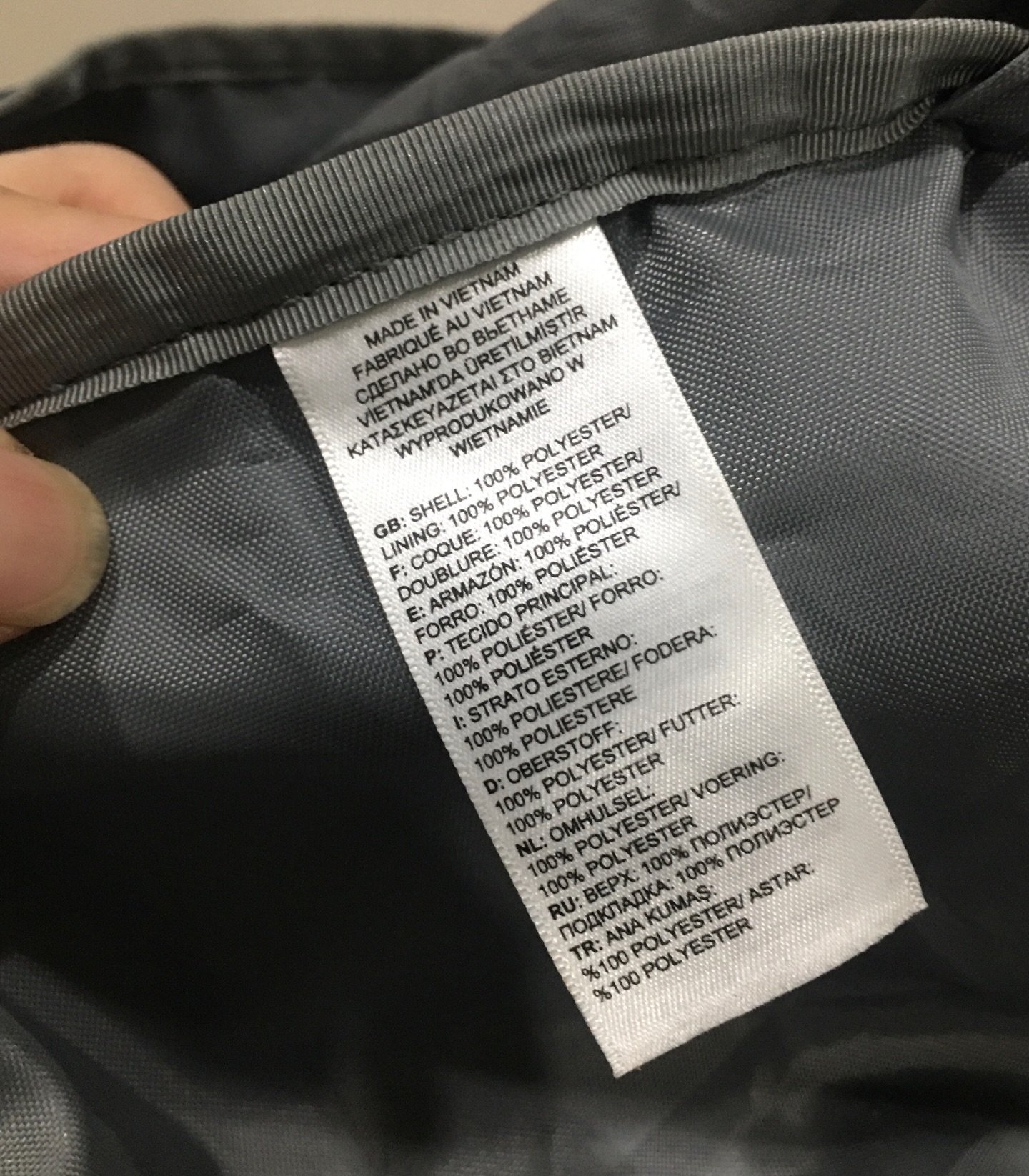 The North Face Berkeley Duffel Navy - Gambar 9